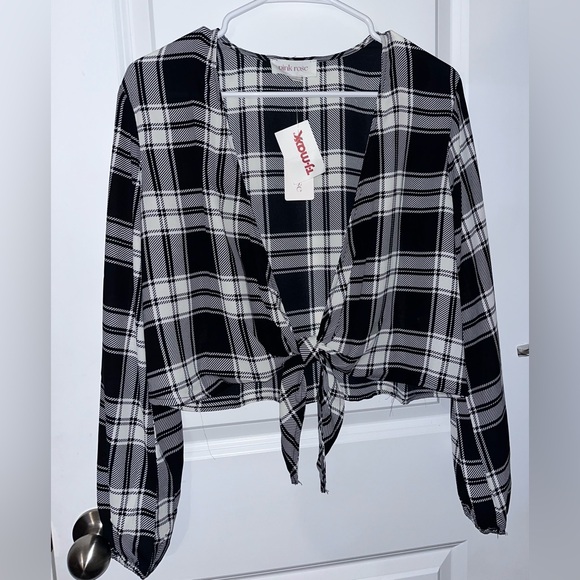 T.J. Maxx Sheer Tie-Front Top ✨ - Picture 1 of 4